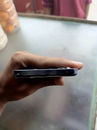 Vivo Y100