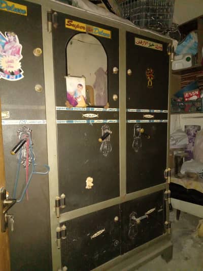 Iron cabinet 