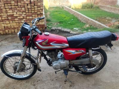 Honda CG 125 2016 model First Owner All genuine