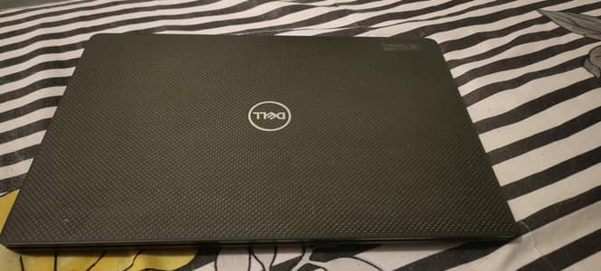 Dell Latitude 7300