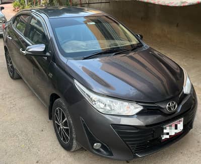 Toyota yaris 1.3 Ativ