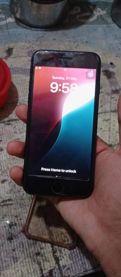 Apple iPhone SE 2  64 gb  pubg best phone