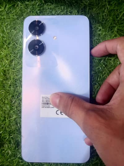 Realme Note 60