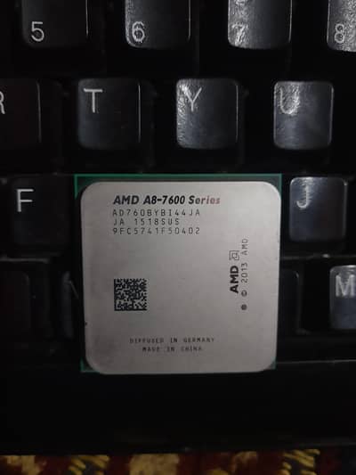 AMD A8 7600