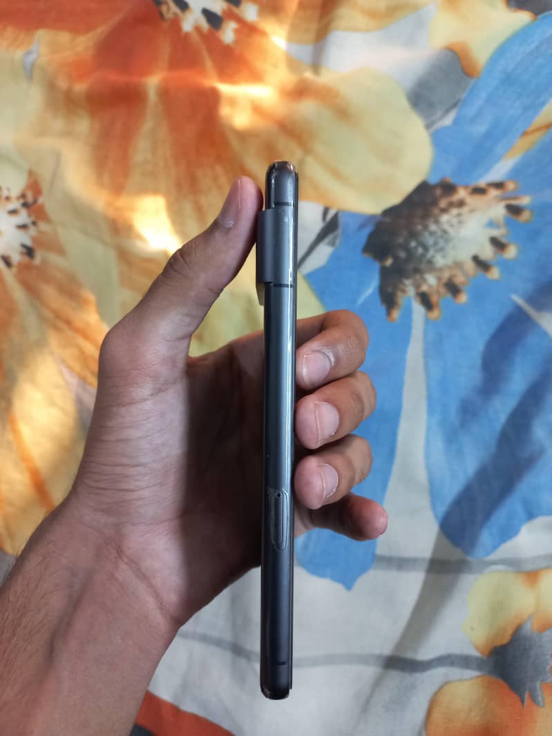 Google Pixel 7 5