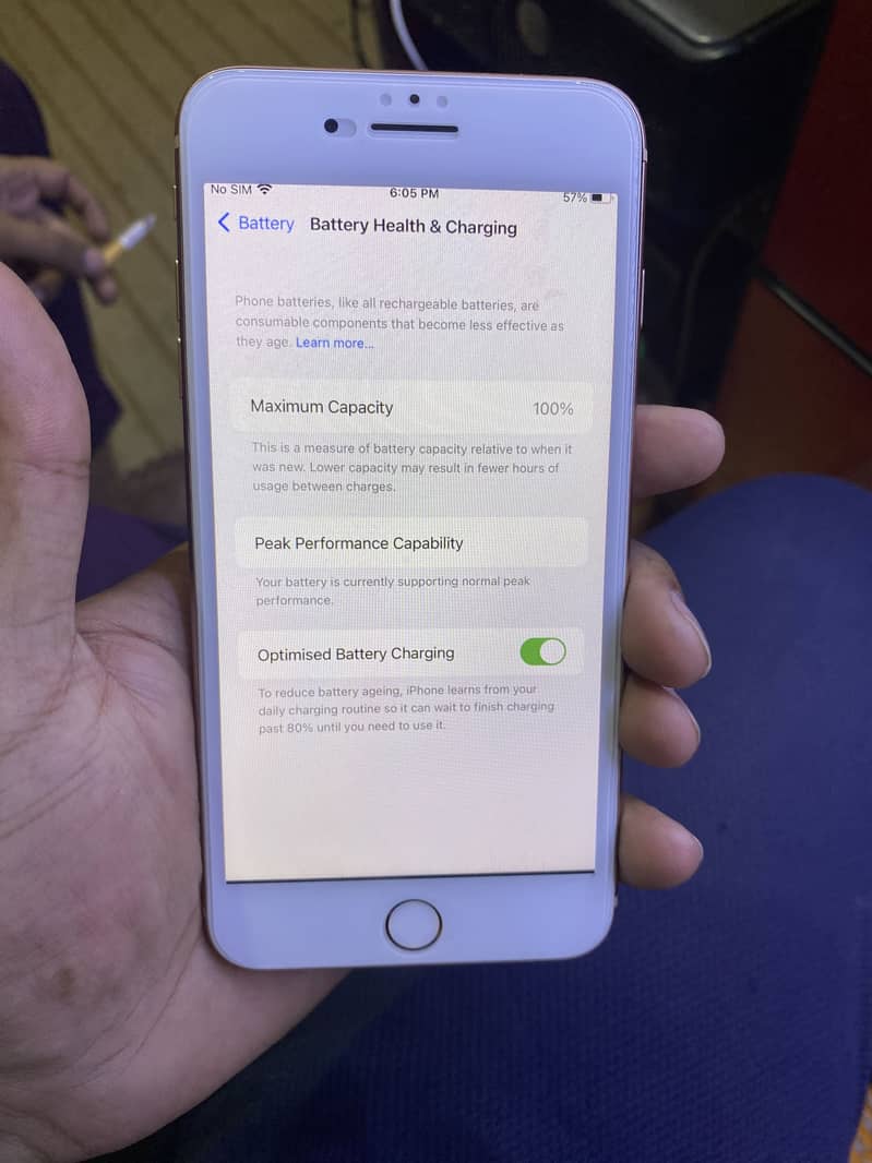 Apple iPhone 8 Plus 1