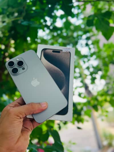 Apple iPhone 15 Pro Max