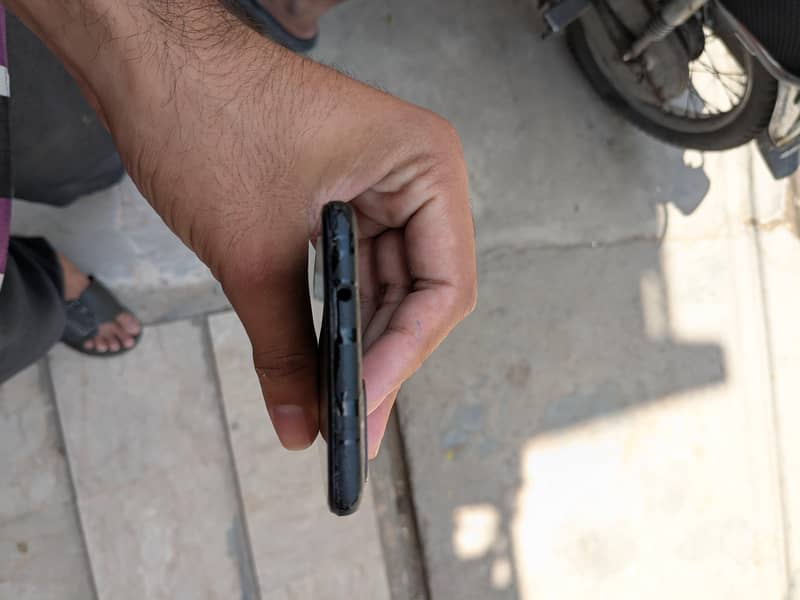 Google Pixel 4a 5