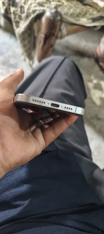 Apple iPhone 15 Pro Max