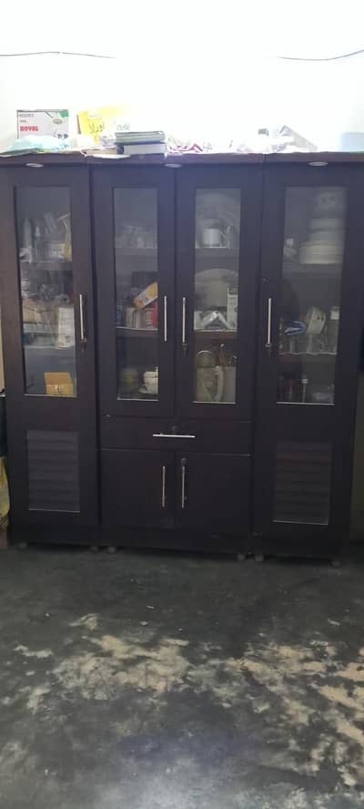 Divider and dressing table and normal table