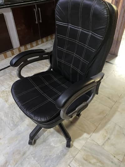 Office/Computer Revolving Chair