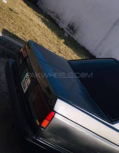 Nissan Sunny 1987