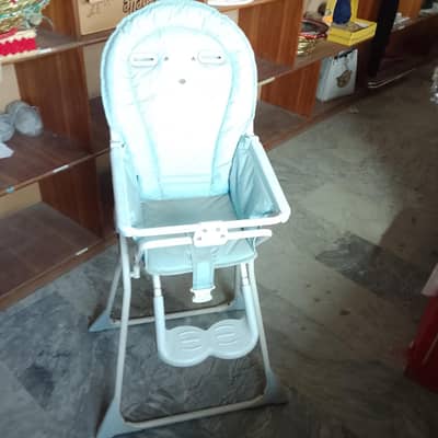 baby high chair good condition