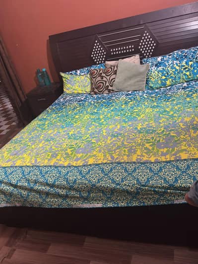 Bed room set for sale