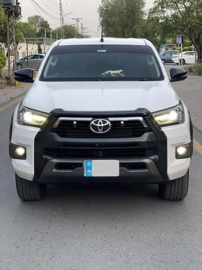 Toyota Hilux Revo Rocco Model 2022