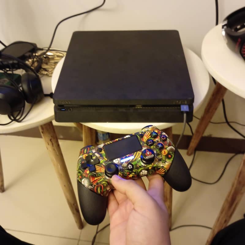 ps4 slim 6