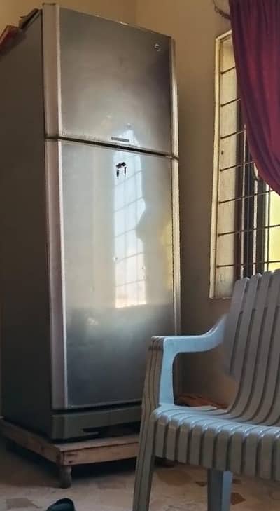 pel fridge in used condition