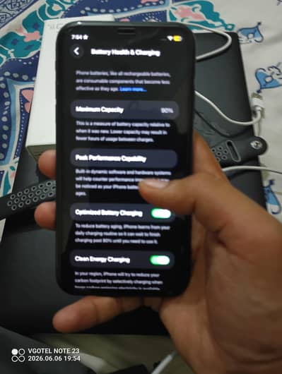 Apple iPhone 11