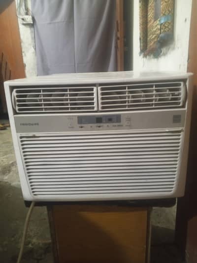 window inverter