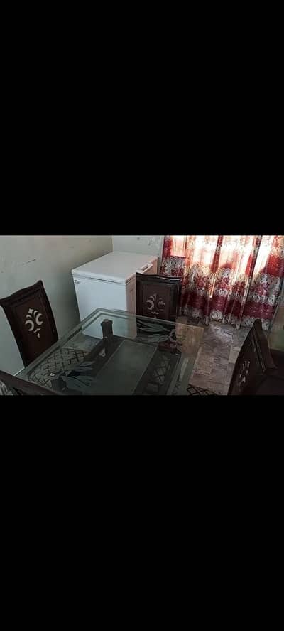 dining table 4 seater