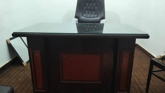 office table for sale good condition