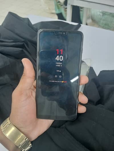 One Plus 6 official pta 10/10 with box and charger