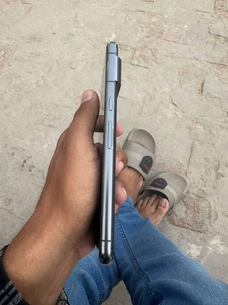 Google Pixel 8 Pro 3
