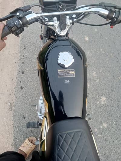 Honda cg 125 gold edition