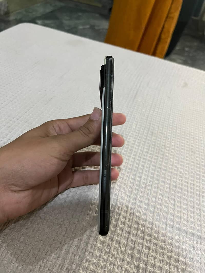 Google Pixel 6 4