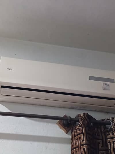 haier AC Used  haier split AC 1 tone  Non inverter  Condition 10/10