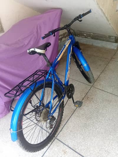 bicycle for sell 1 year used gear cycle 10 by 10 confition