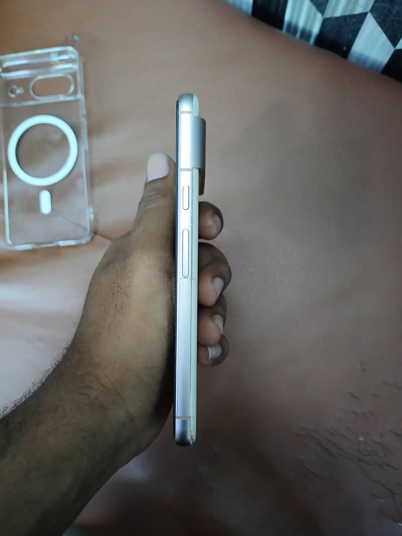 Google Pixel 8 1