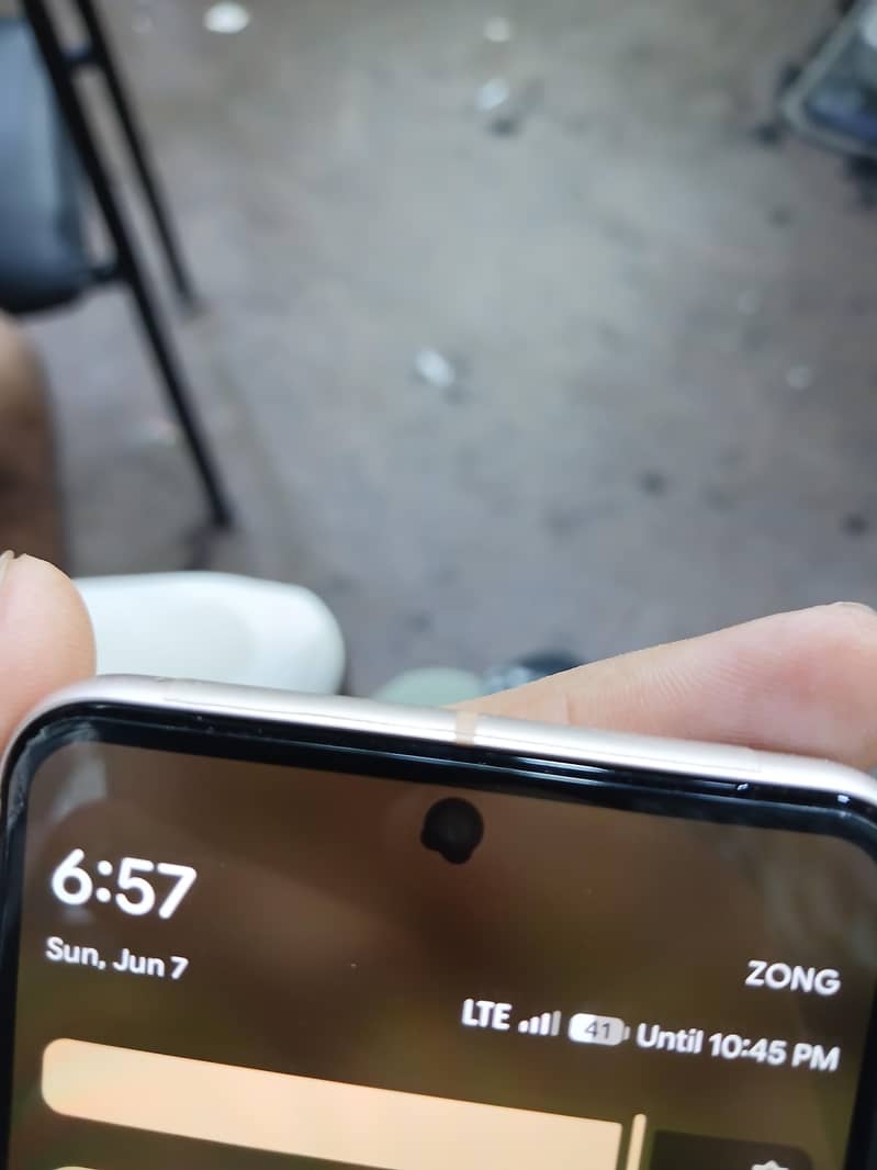 Google Pixel 8 6