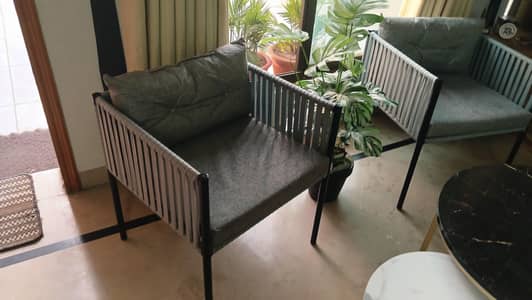 Beautiful Ribbon chairs steel frame