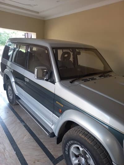 Mitsubishi Pajero 1997