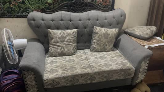 crown shape sofa set 7 seater