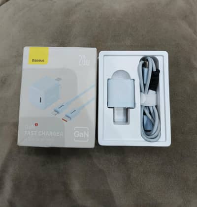 Baseus Original Iphone GaN5 Fast Charger 20w