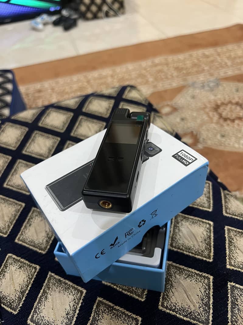 Mini body camera 1