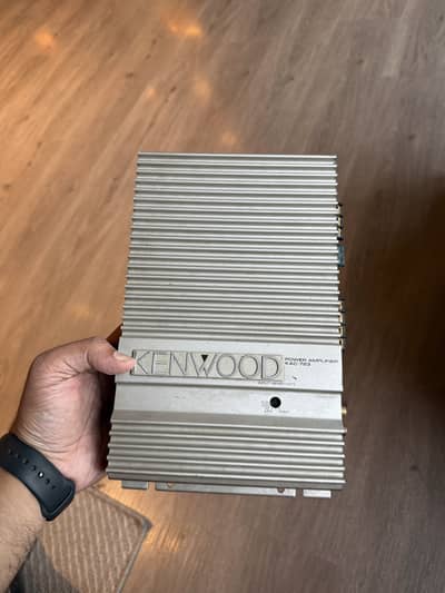 Kenwood 2 Channel Amplifier