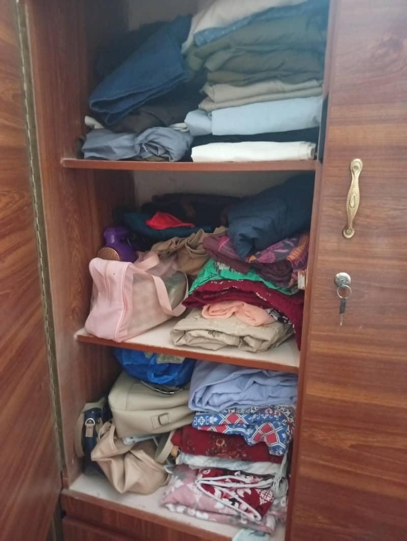 wardrobe 1