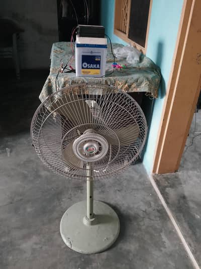 1 fan 1 bettry 1 charger  13000
