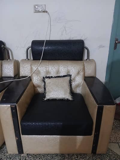 6 seater sofa set plus table set for sale