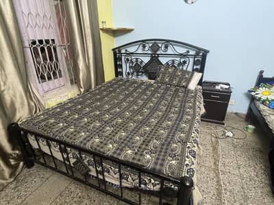 Steel bed
