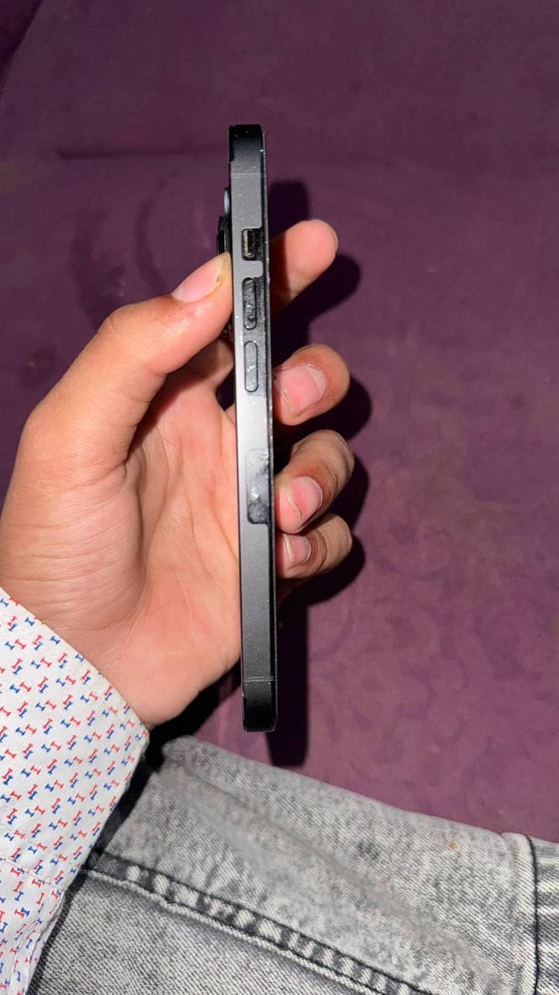 Apple iPhone 14 Pro 1