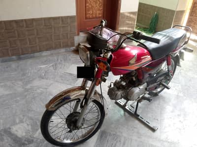 Honda CD 70 bike