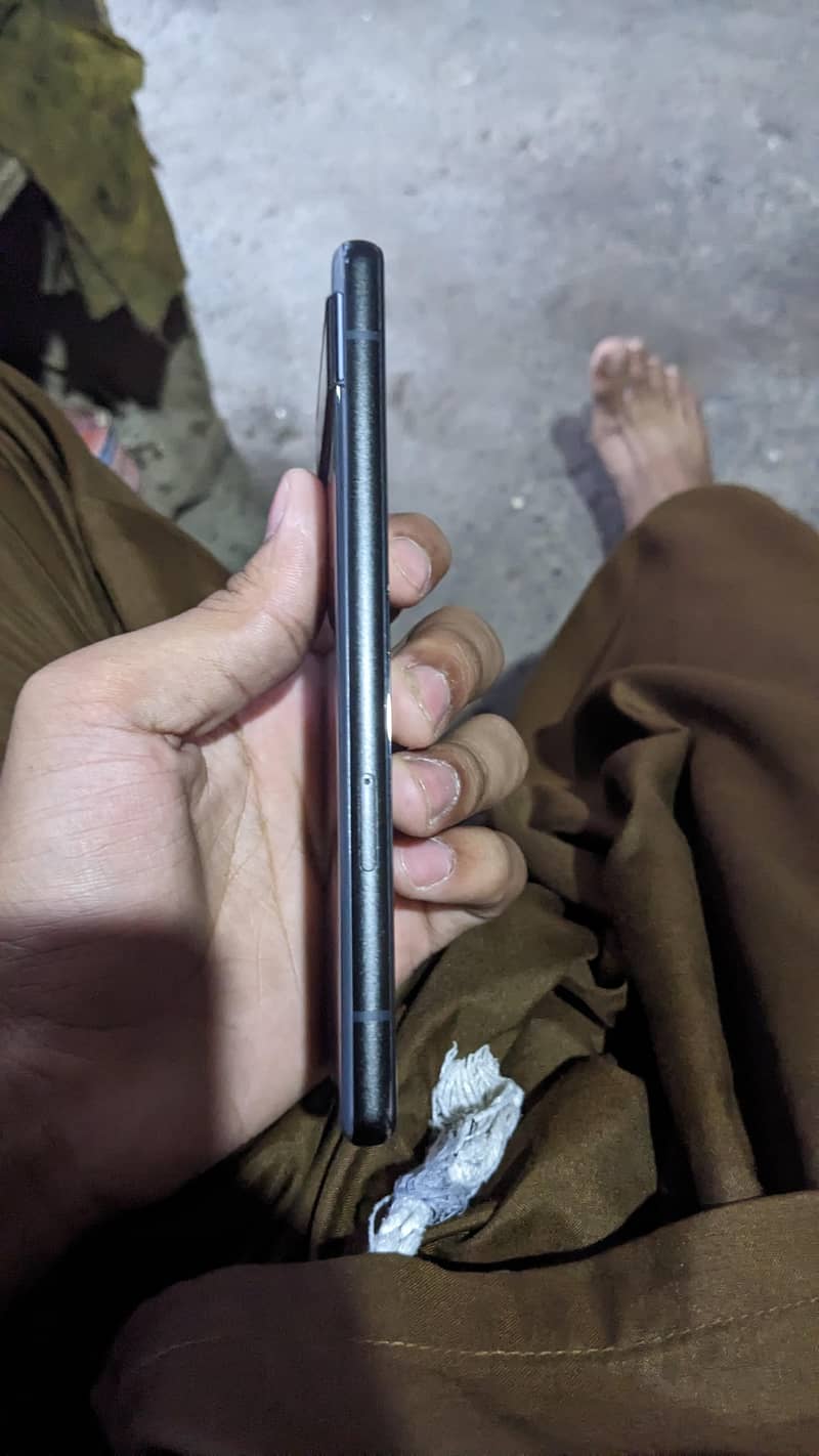 Google Pixel 6a 4
