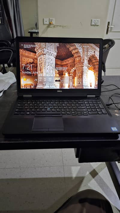 Dell Latitude E5570 10/10 condition