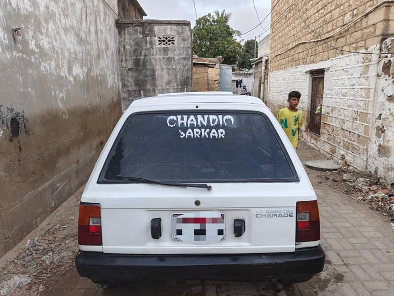 CHARADE 11