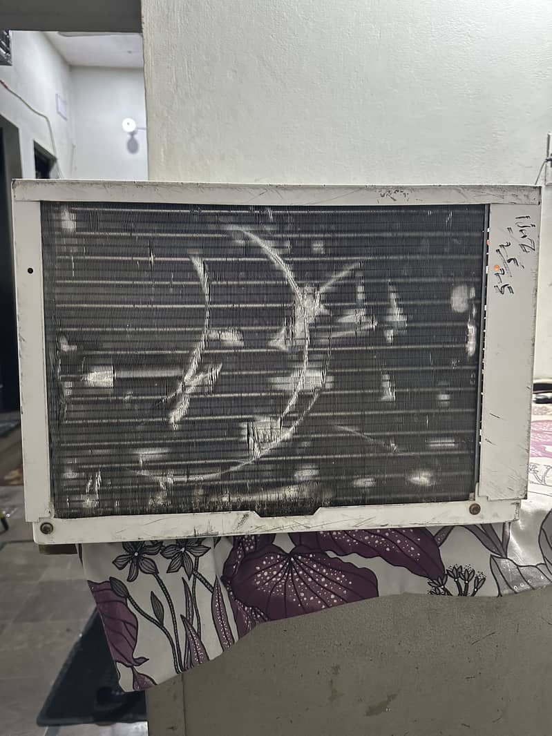 Daewoo window AC 2