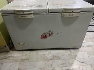 Waves Fridge Double Door – Good Working Condition